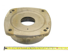 52430138 COVER; BEARING COVER